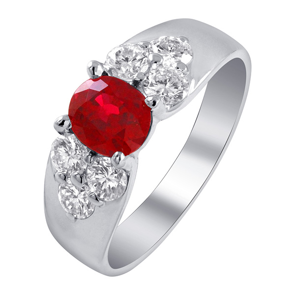 1.07克拉紅寶戒指